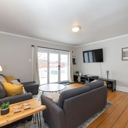 Appartement 4 Corners At Amesbury Downtown Pet Friendly
